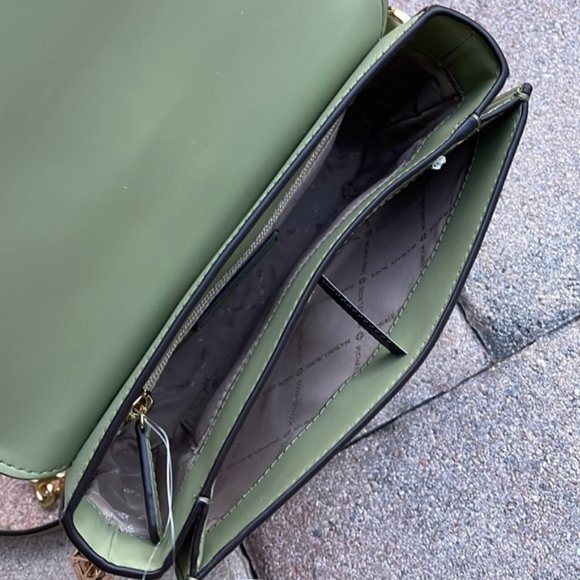 Michael Kors Carmen Medium Monogram Flap Crossbody Convertible Shoulder Bag - Picture 7 of 16